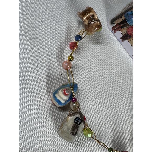 Harry London Town Hall Tin Christmas Village Holiday Winter Brick House/Garland - Picture 5 of 9